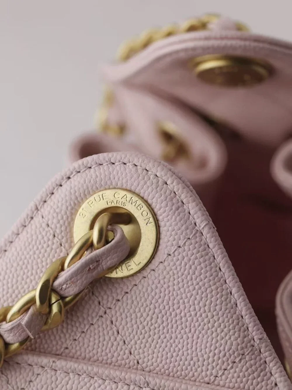 Classic CHANEL Bag: A Stylish and Versatile Choice for Elegance
